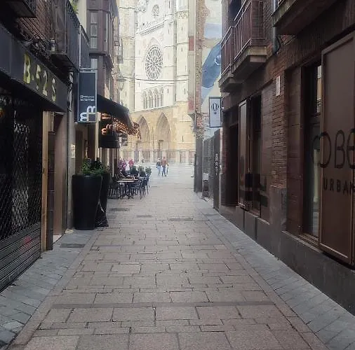 Estudio Paloma * León