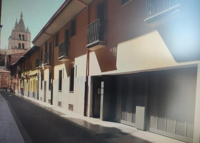 Estudio Paloma * Leon